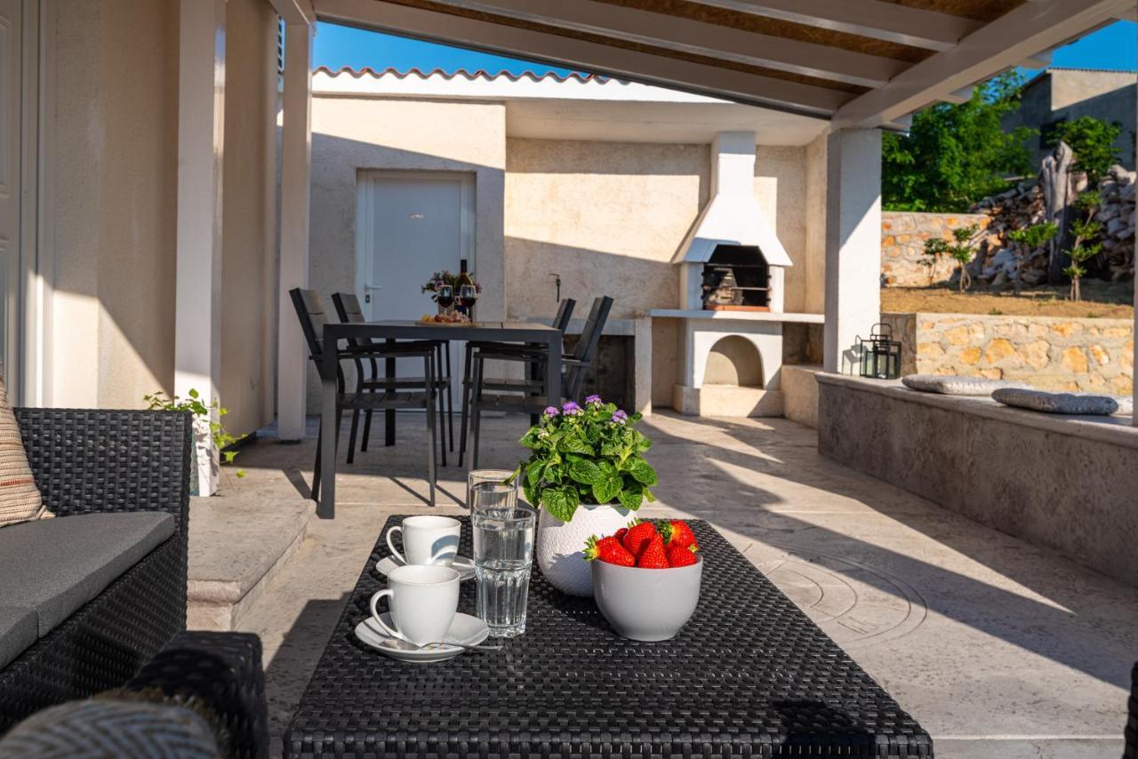 Holiday House Ventum Razanac Exterior photo
